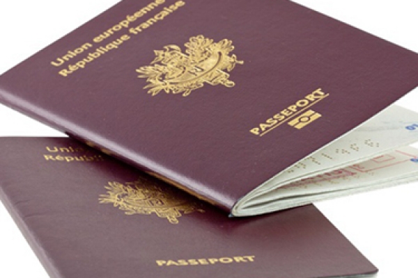 passport34AB32F5-E892-967B-71DE-A91E8BAF5D86.jpg